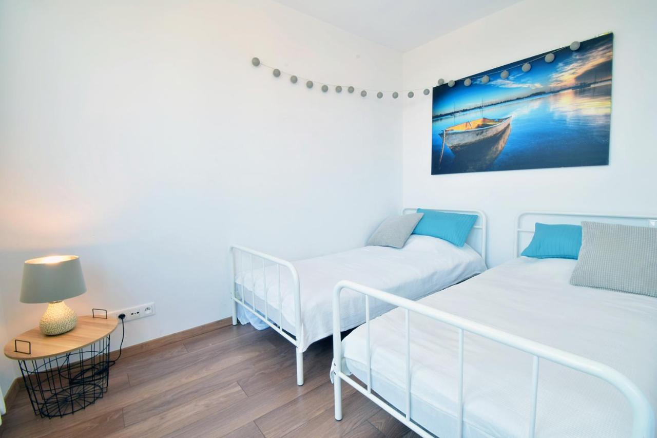 Avis Apartments - Gdynia Skwer Kosciuszki 13 Buitenkant foto
